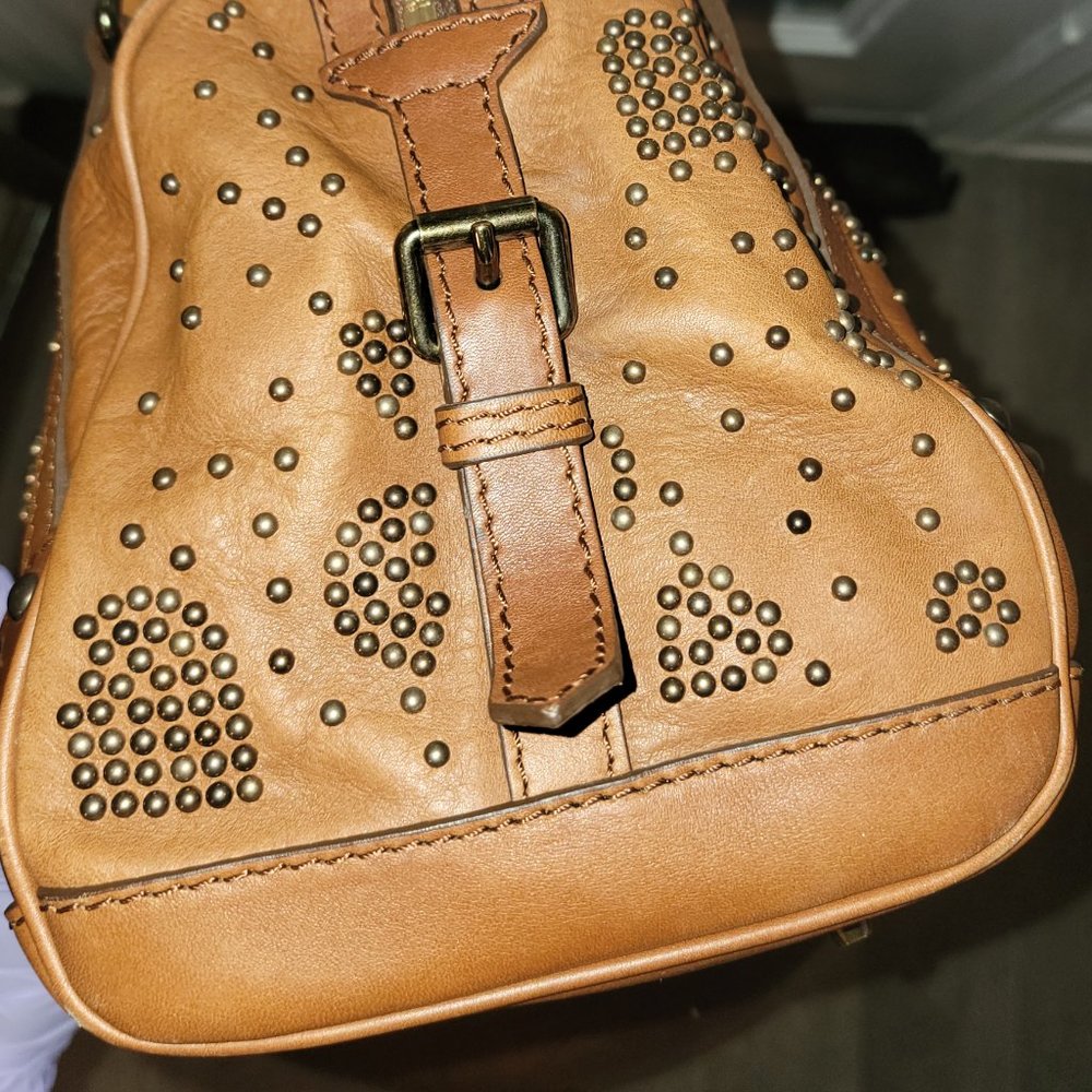 RARE BROWN BURBERRY Studded Heart Bag Brown Leather - Picture 3 of 15